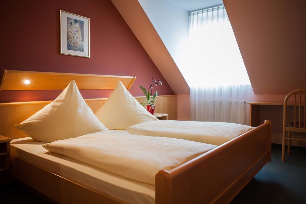 Landgasthof Linden Room photo